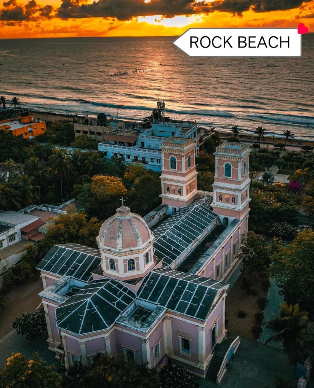 The Elite Beachview ポンディシェリ エクステリア 写真